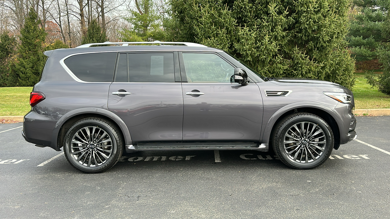 2024 INFINITI QX80 SENSORY 30