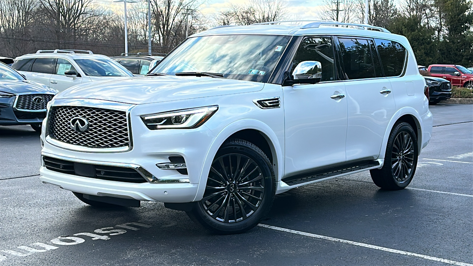 2024 INFINITI QX80 SENSORY 1