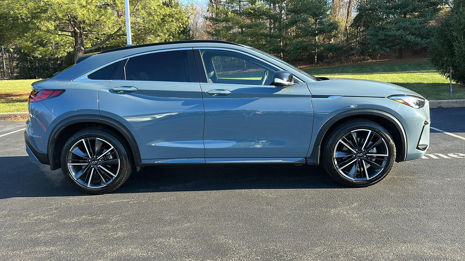 2023 INFINITI QX55 ESSENTIAL 28