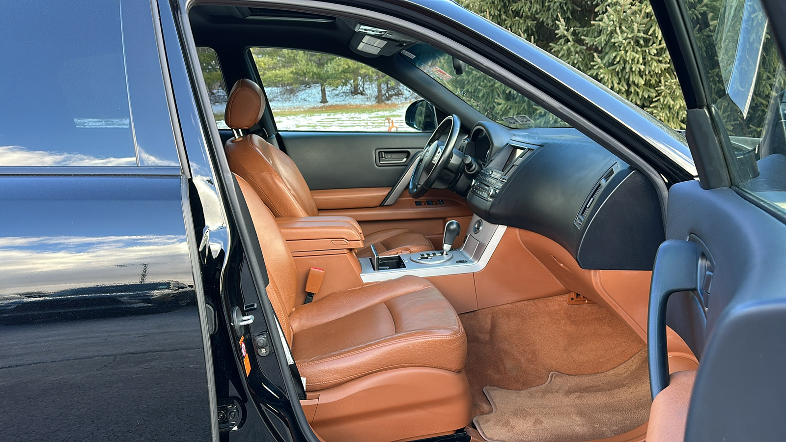 2004 INFINITI FX35 Base 24