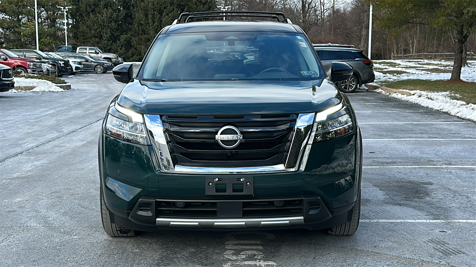 2023 Nissan Pathfinder SL 3