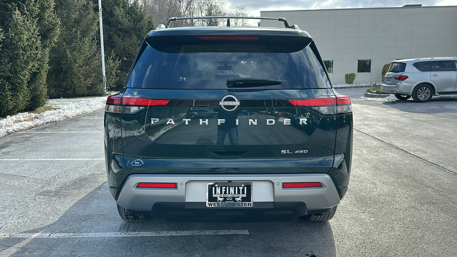 2023 Nissan Pathfinder SL 5