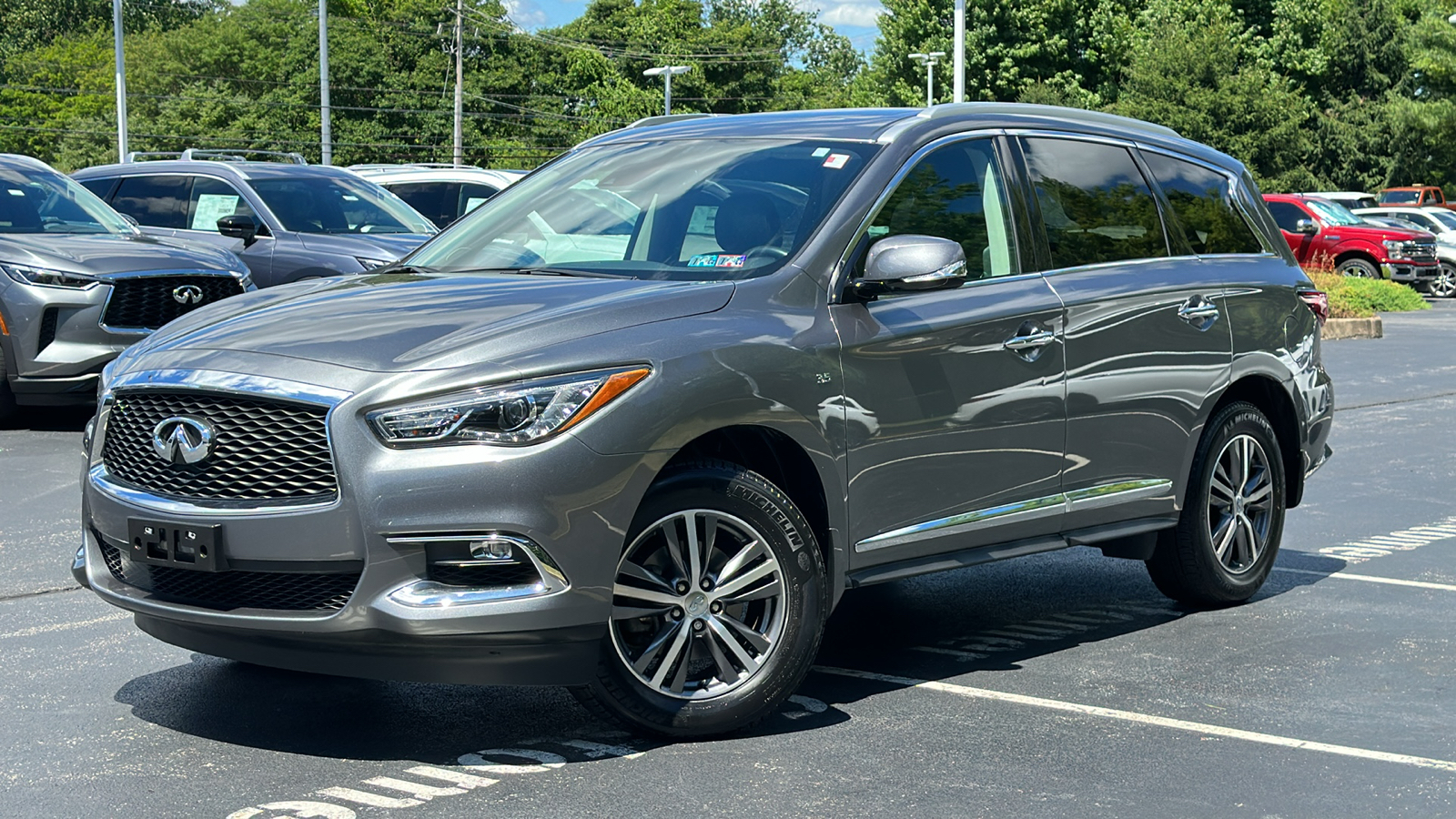 2020 INFINITI QX60 LUXE 1