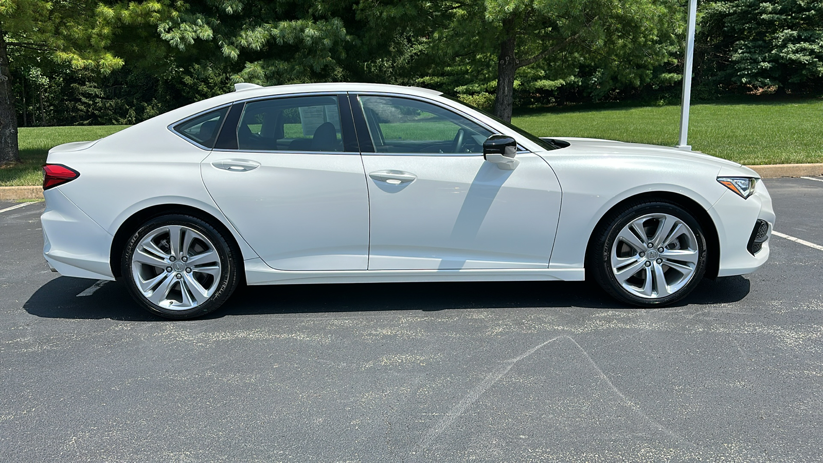 2021 Acura TLX w/Technology Package 28