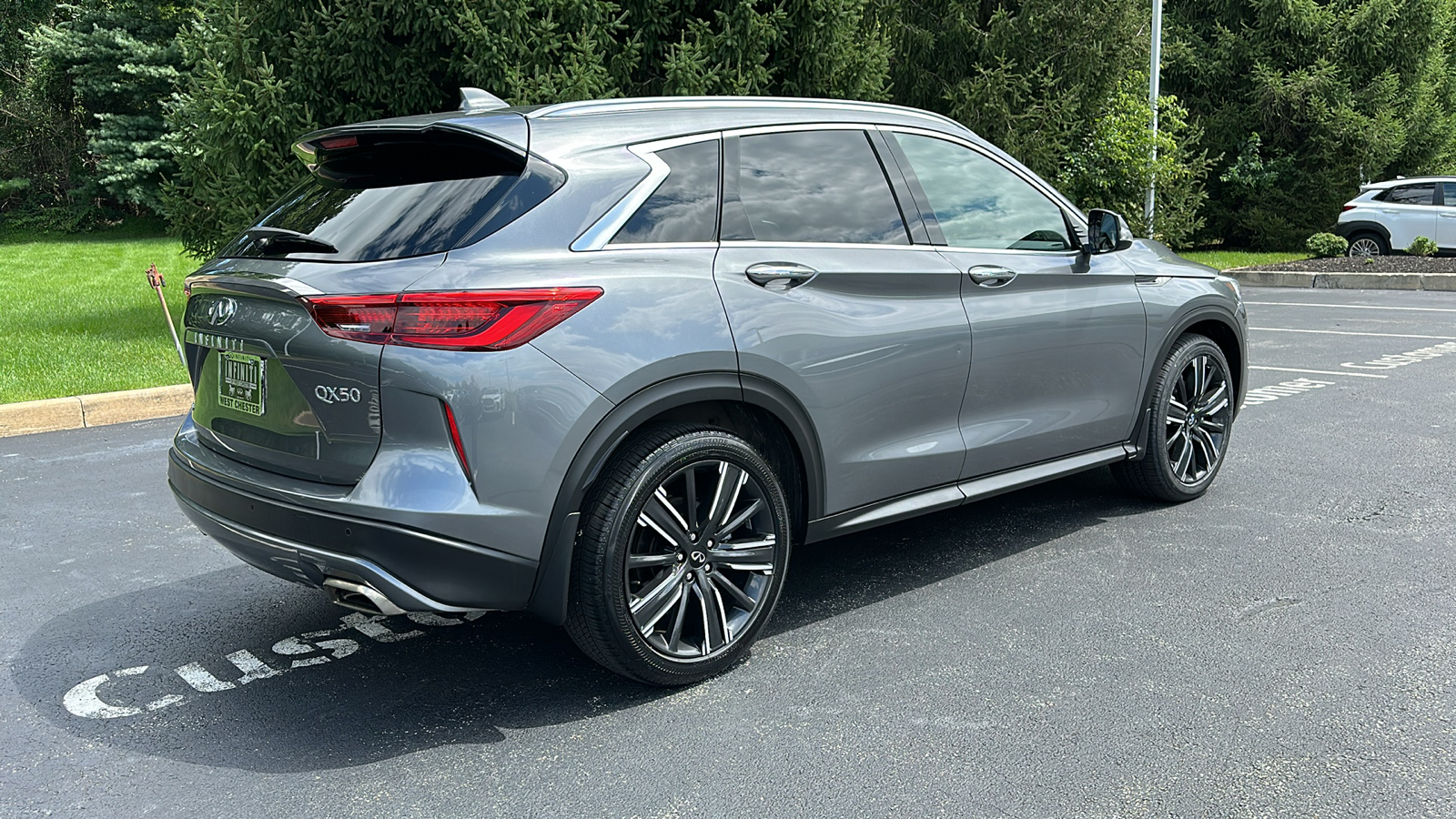 2021 INFINITI QX50 LUXE 8