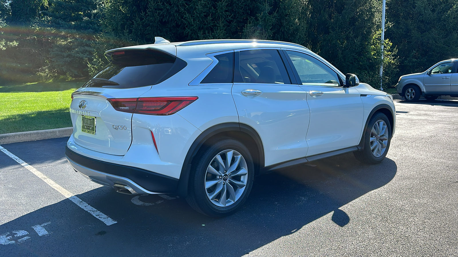 2021 INFINITI QX50 LUXE 8