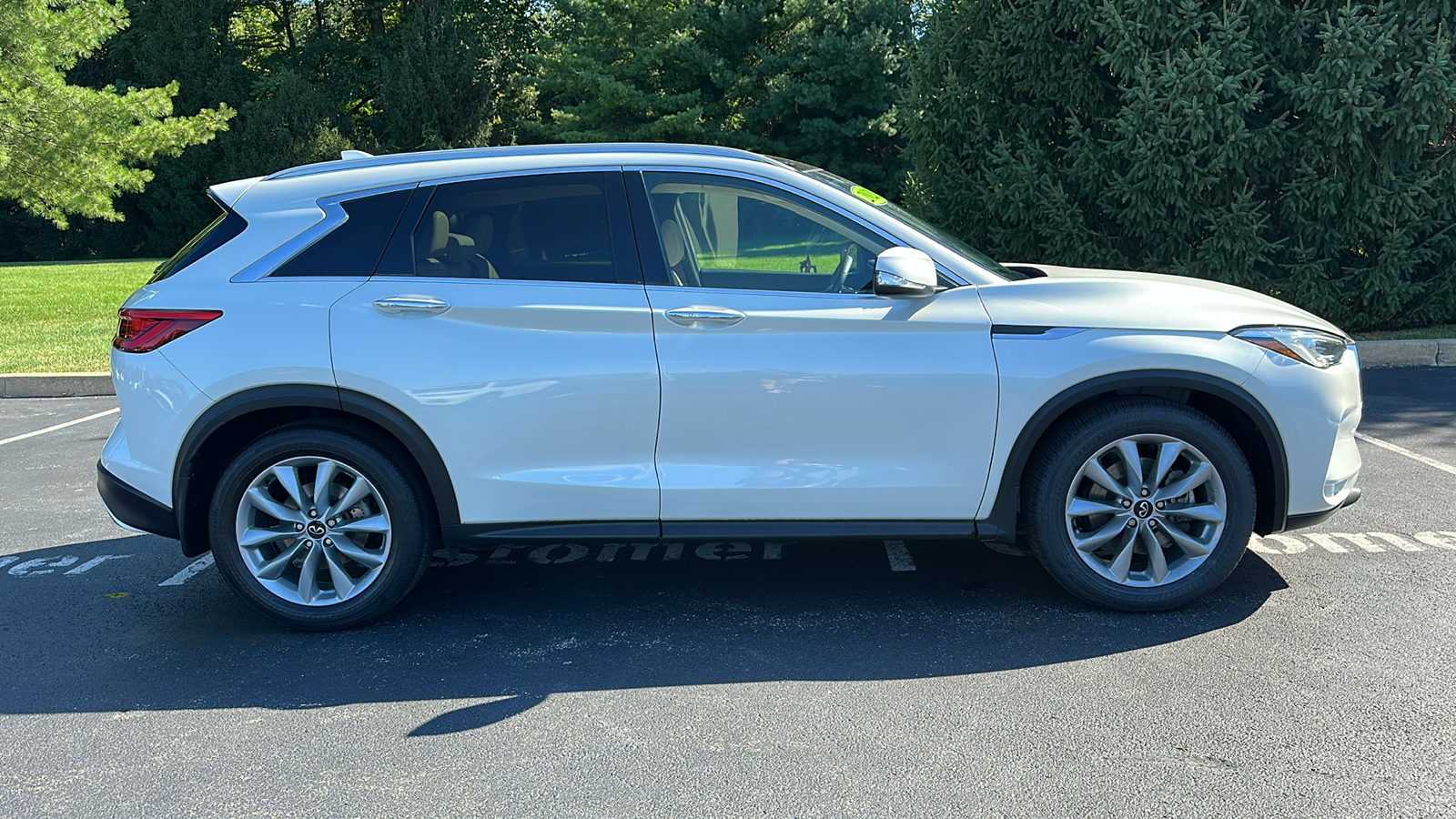 2021 INFINITI QX50 LUXE 29