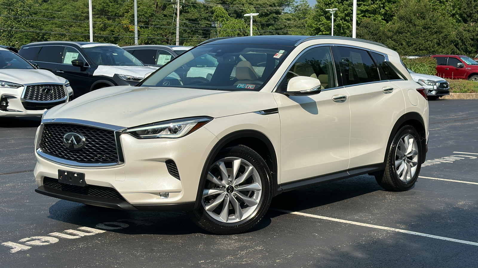 2021 INFINITI QX50 LUXE 1