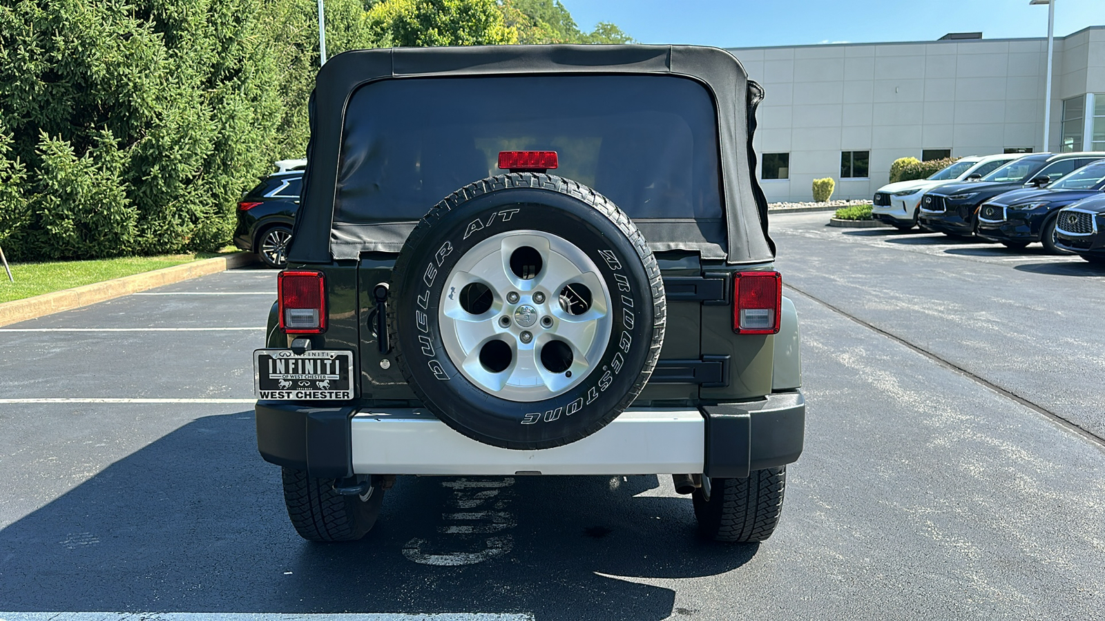 2015 Jeep Wrangler Unlimited Sahara 6