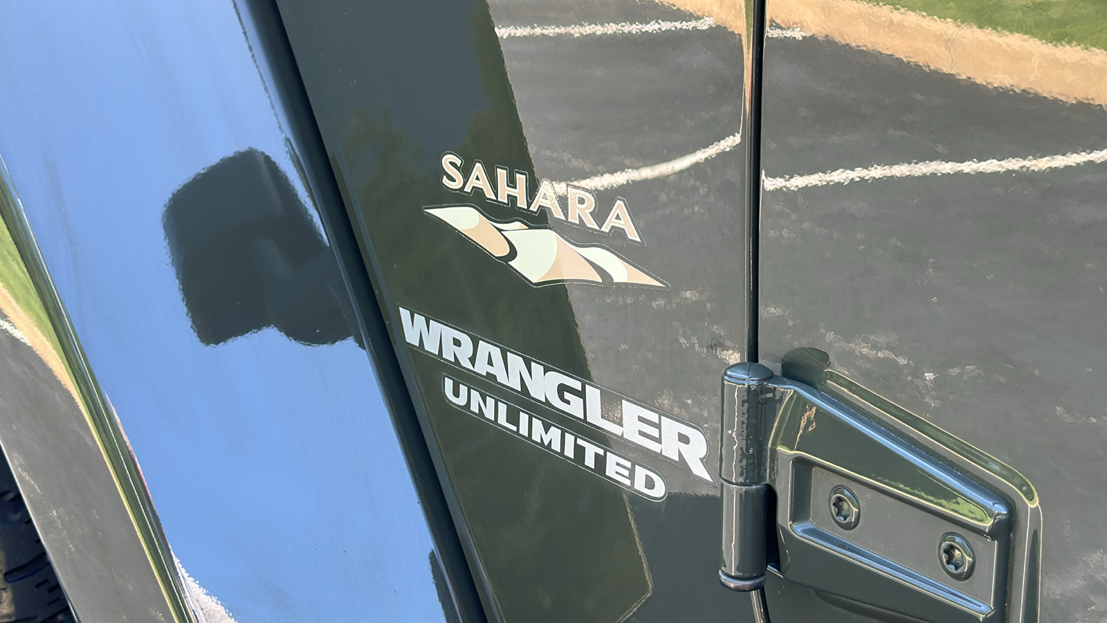 2015 Jeep Wrangler Unlimited Sahara 12