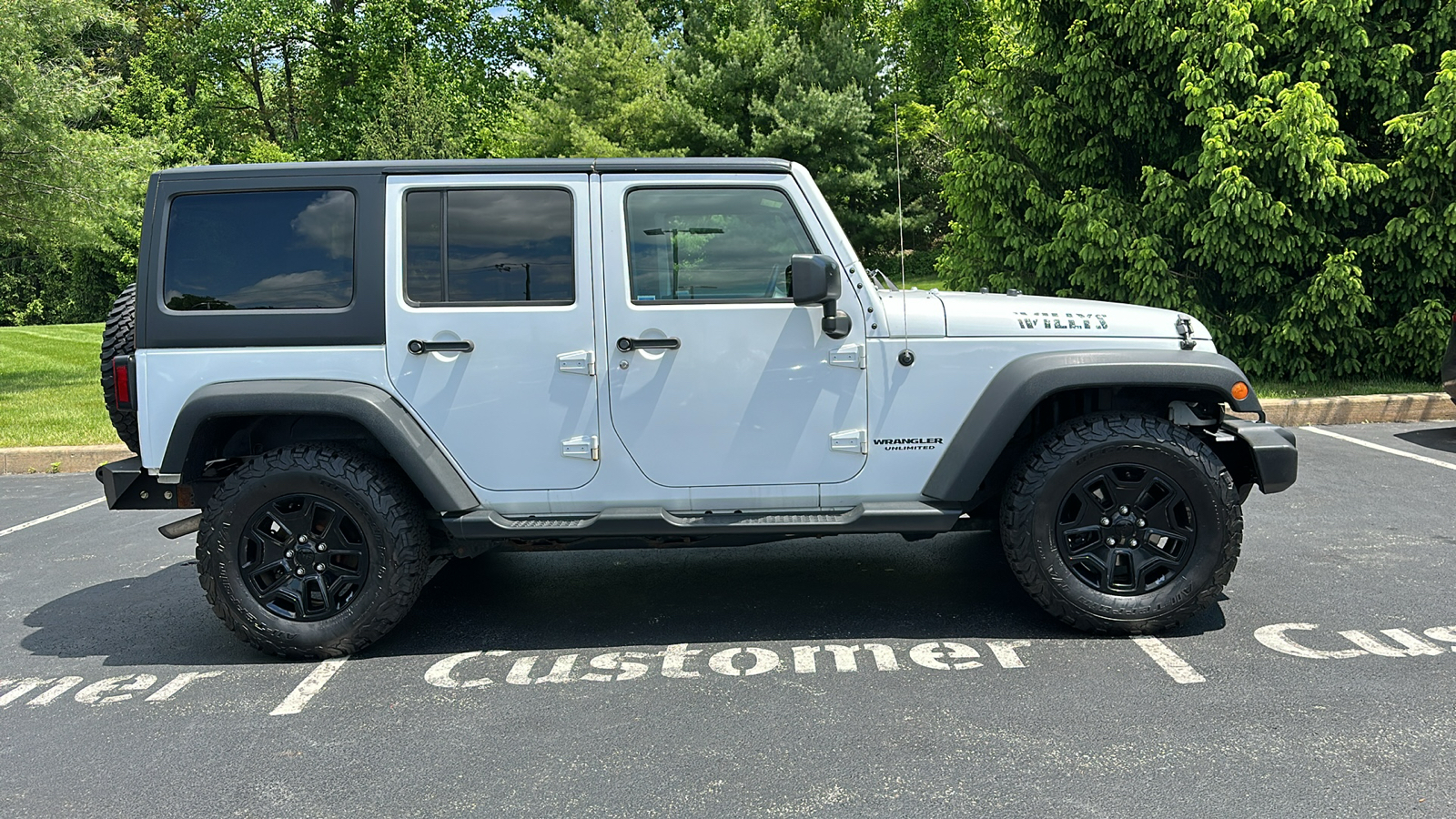2016 Jeep Wrangler Unlimited Willys Wheeler 26