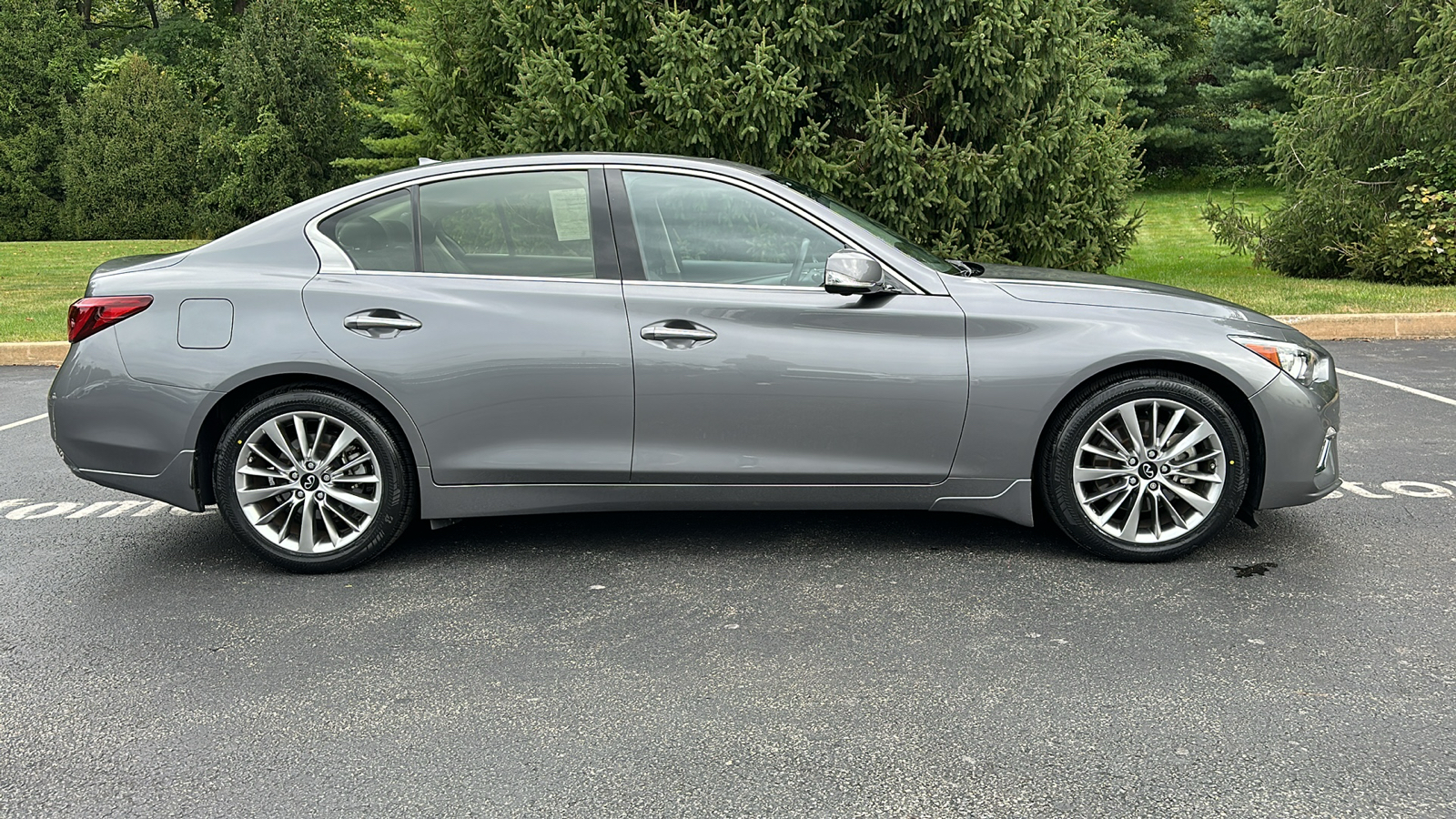 2023 INFINITI Q50 LUXE 28