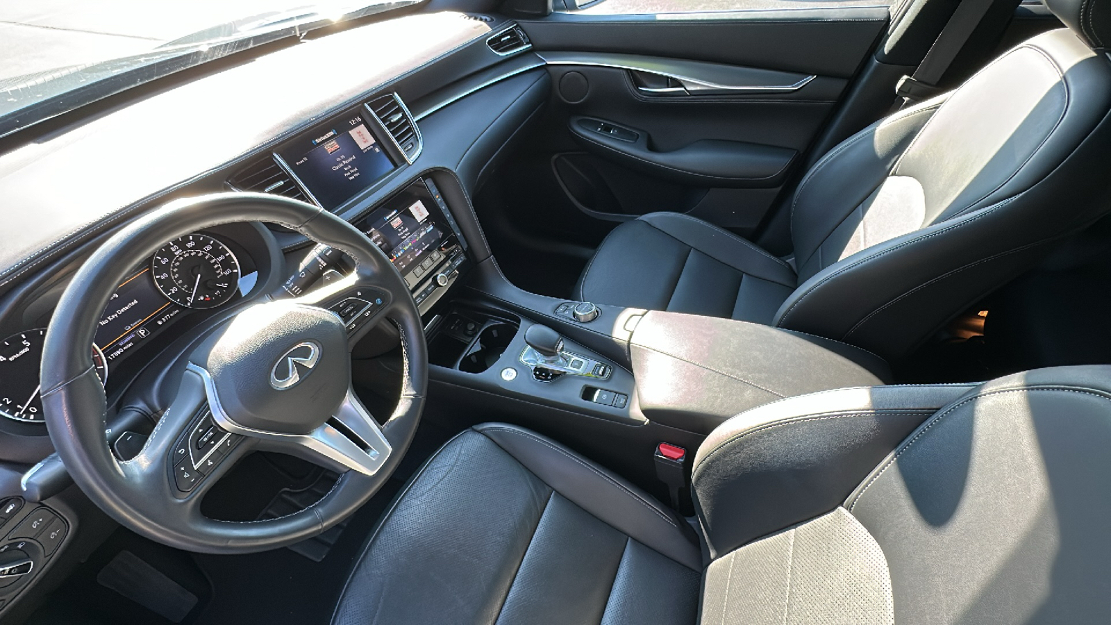 2023 INFINITI QX55 LUXE 23