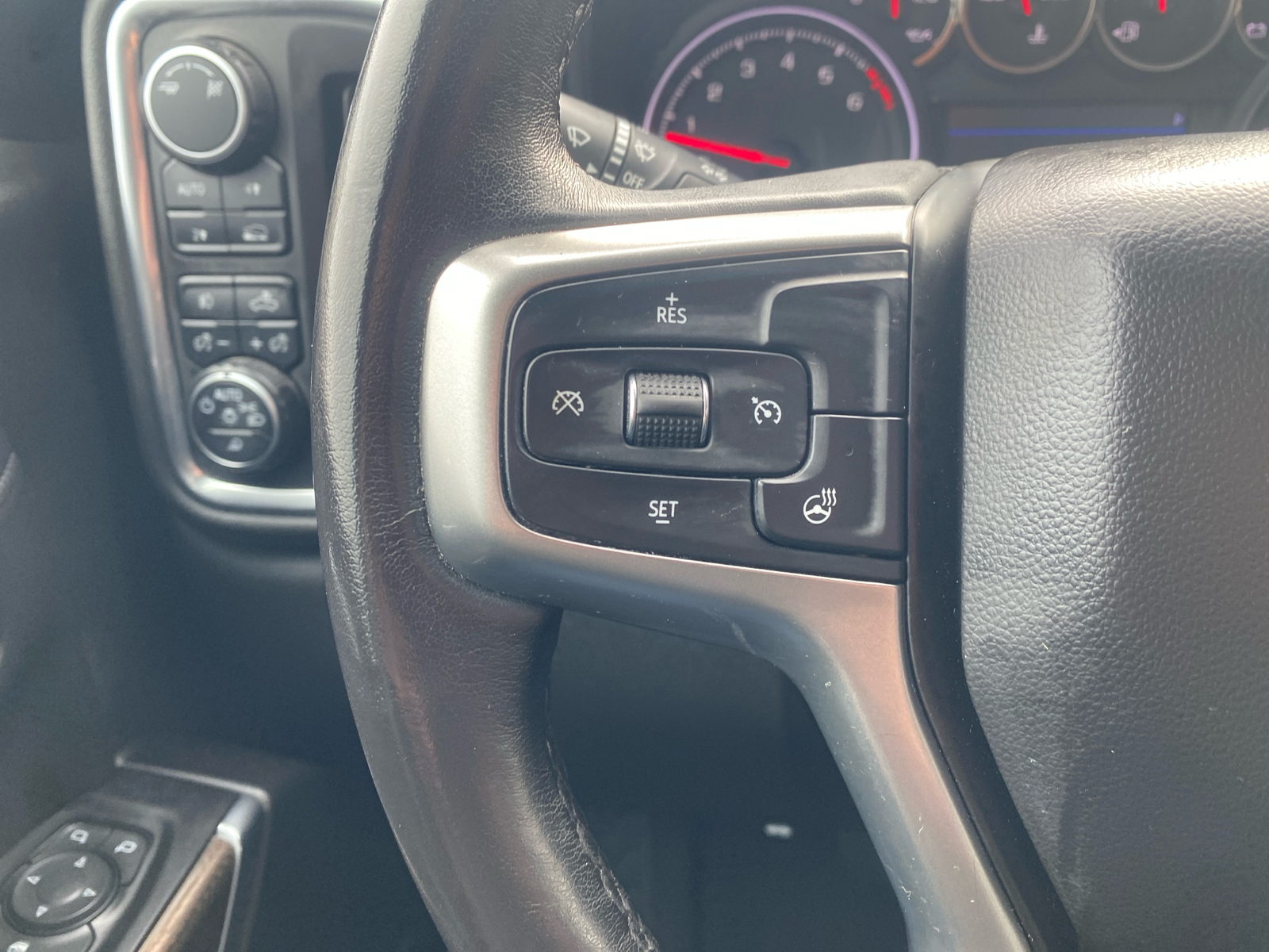 2019 Chevrolet Silverado 1500 RST 14