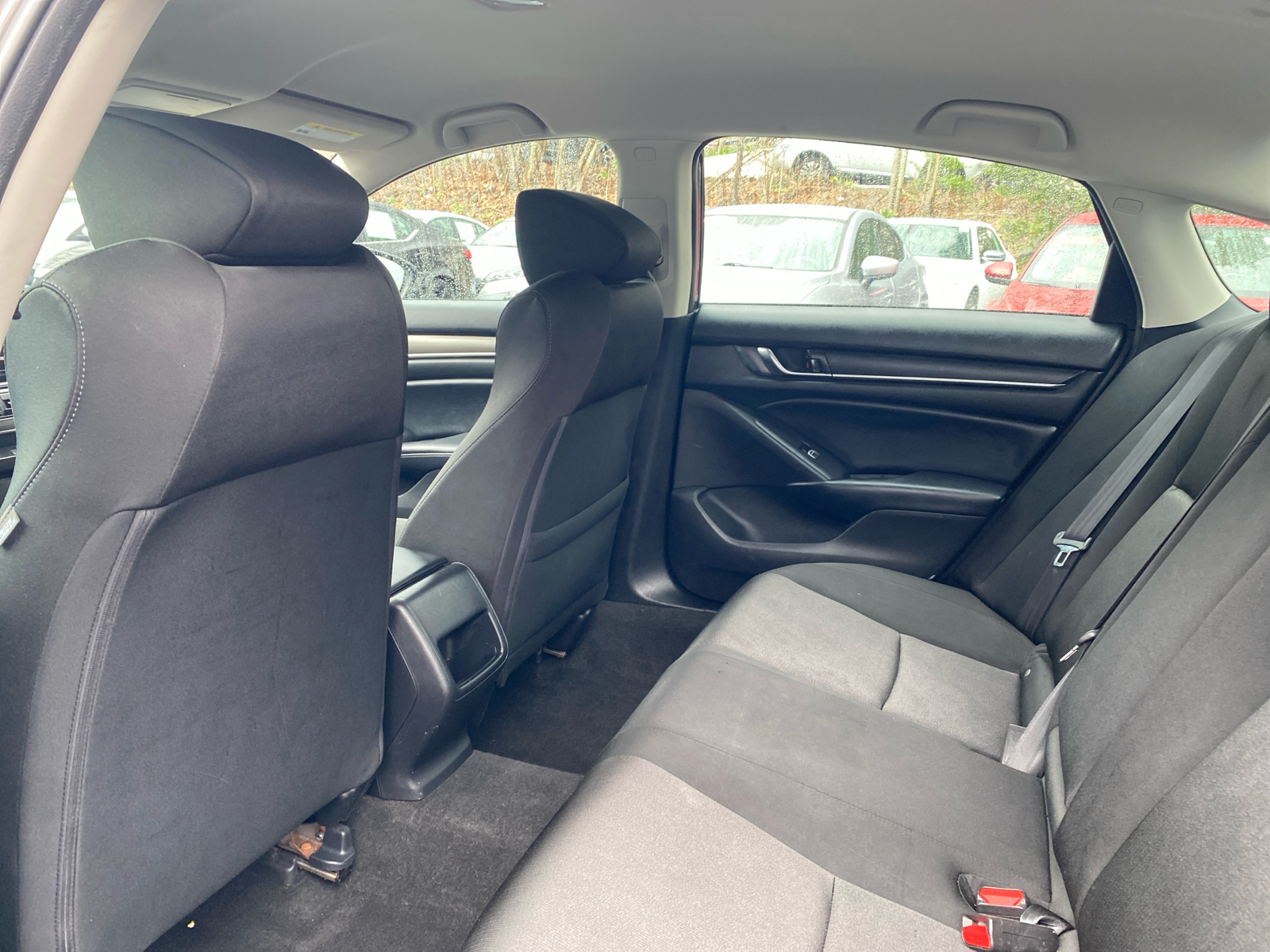 2018 Honda Accord LX 23