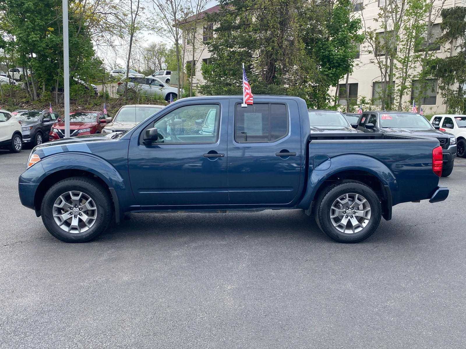 2021 Nissan Frontier SV 4