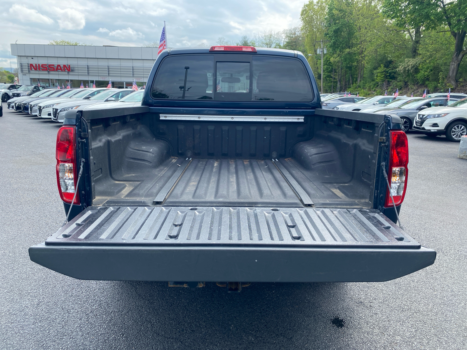 2021 Nissan Frontier SV 24