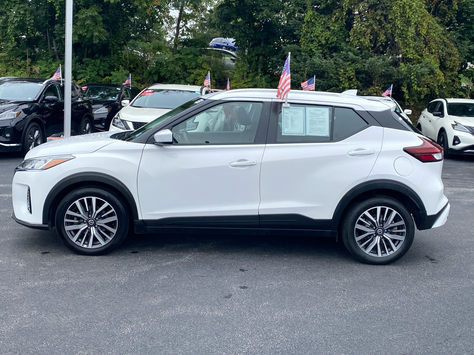 2021 Nissan Kicks SV 4