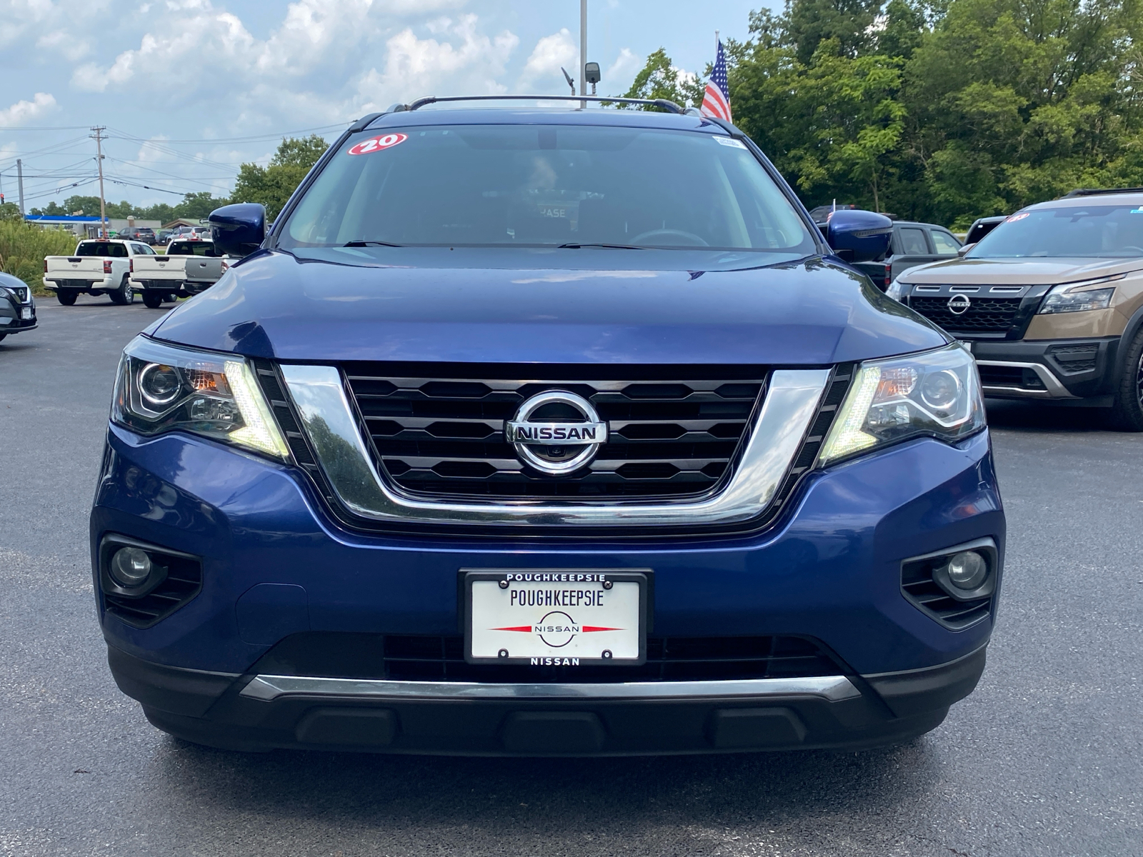 2020 Nissan Pathfinder Platinum 2