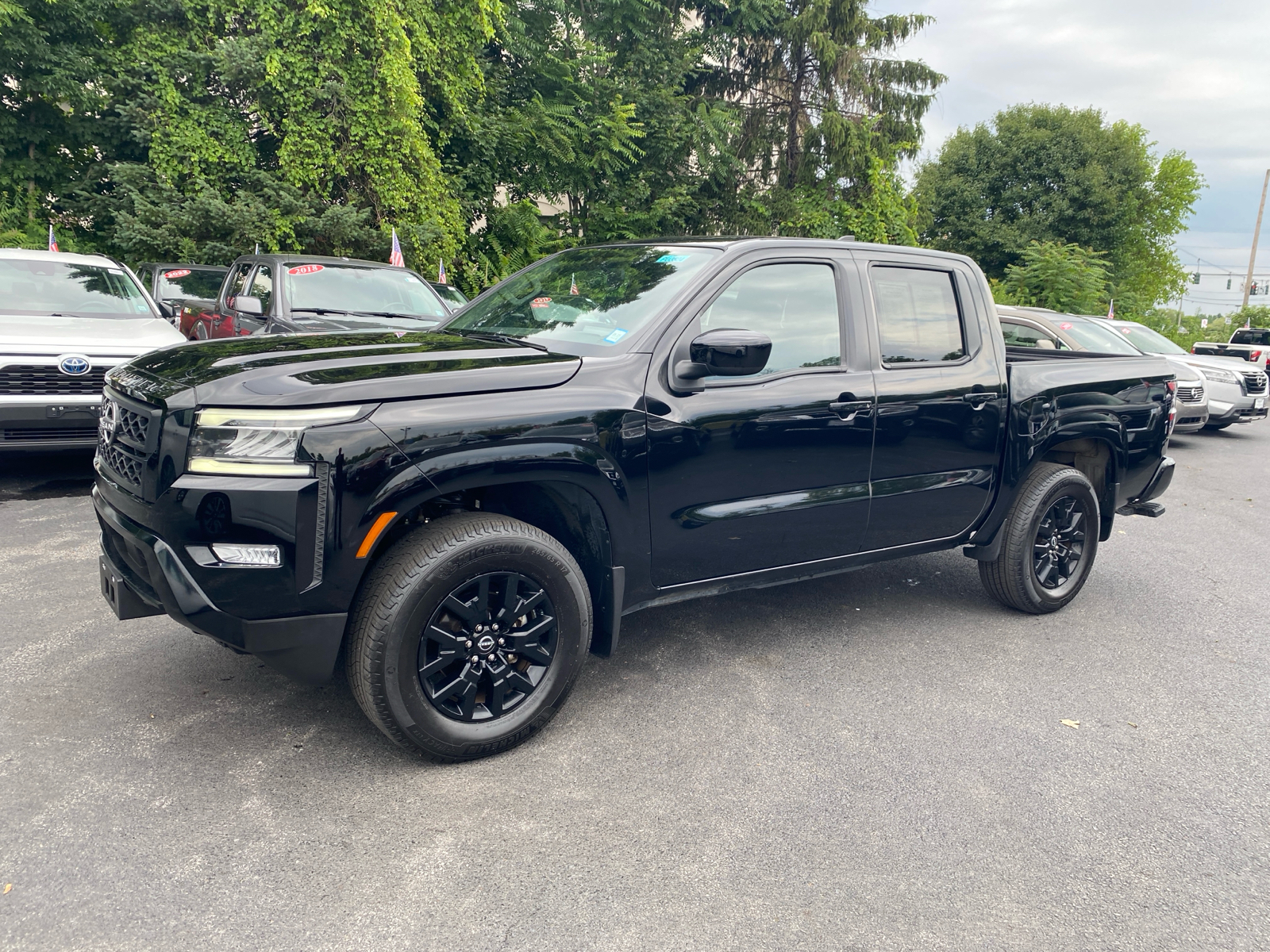 2023 Nissan Frontier SV 3