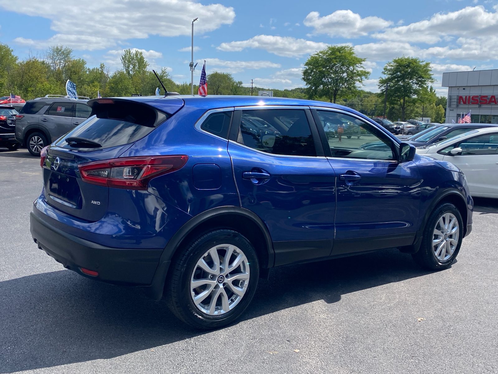 2021 Nissan Rogue Sport S 7