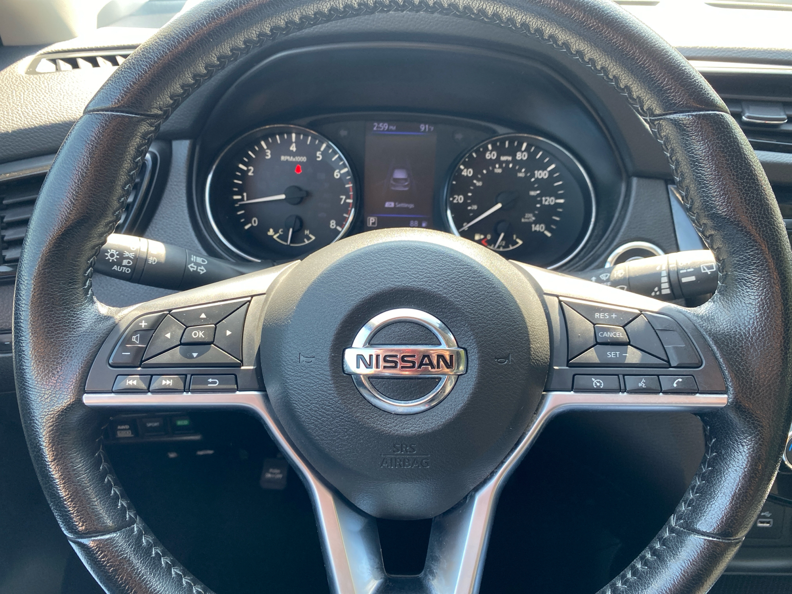 2021 Nissan Rogue Sport SV 12