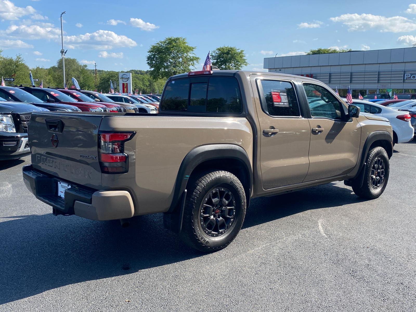 2022 Nissan Frontier PRO-4X 7