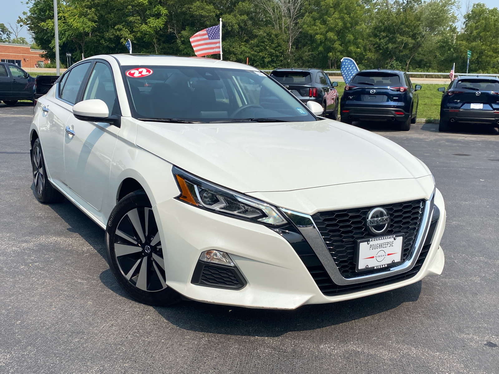 2022 Nissan Altima 2.5 SV 1