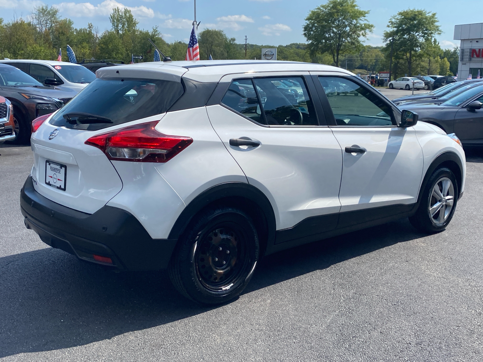 2020 Nissan Kicks S 7