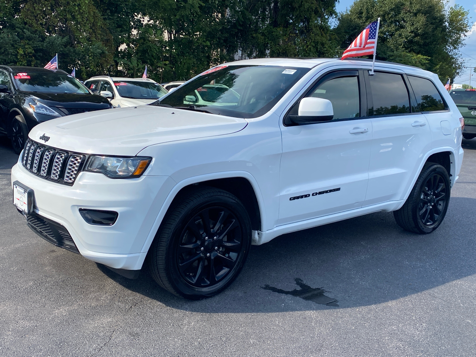 2018 Jeep Grand Cherokee Altitude 3