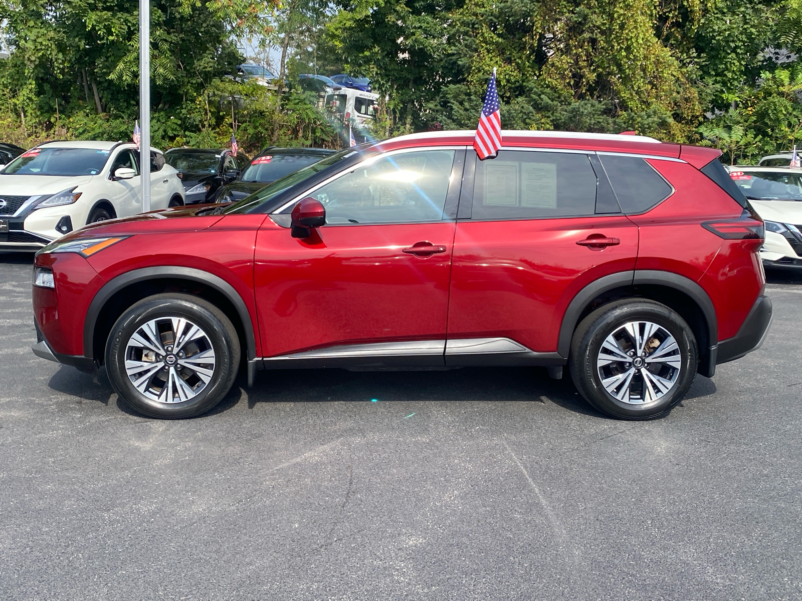 2021 Nissan Rogue SV 4