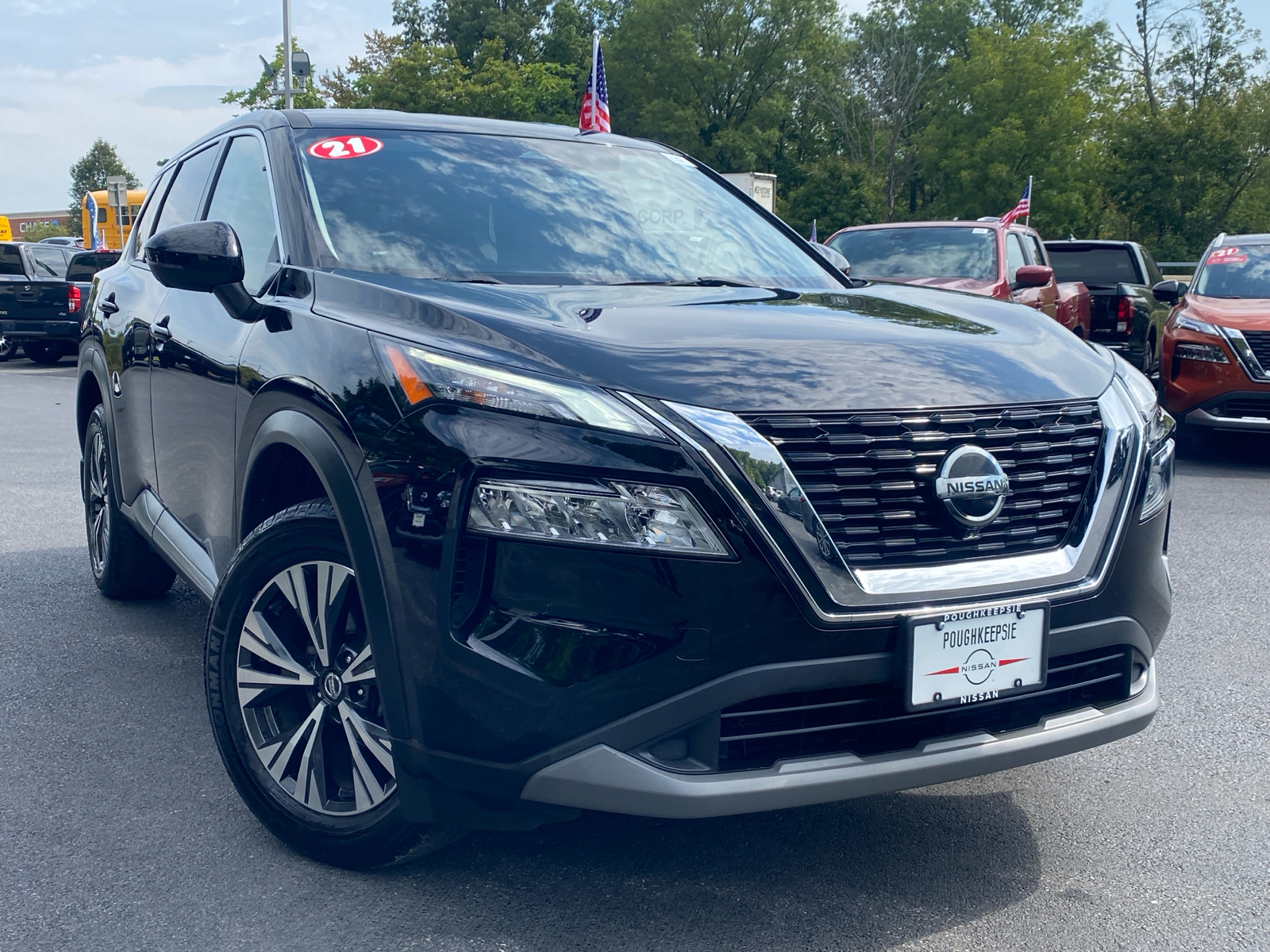 2021 Nissan Rogue SV 1