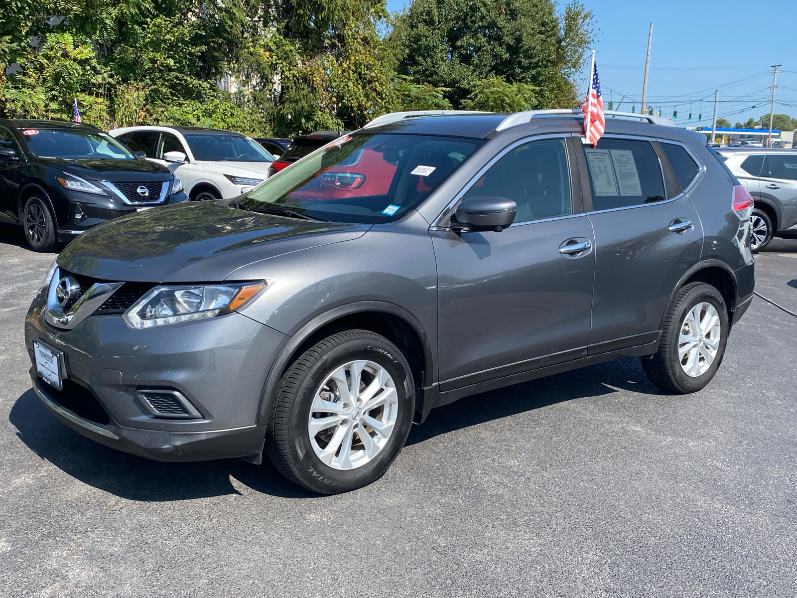 2016 Nissan Rogue SV 3