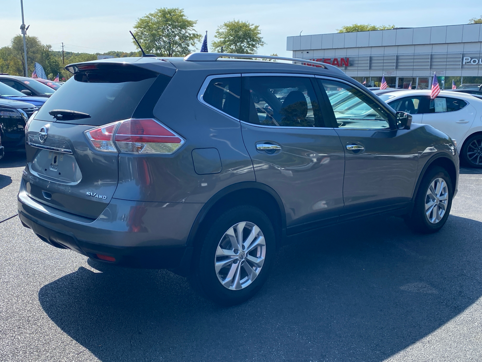 2016 Nissan Rogue SV 7