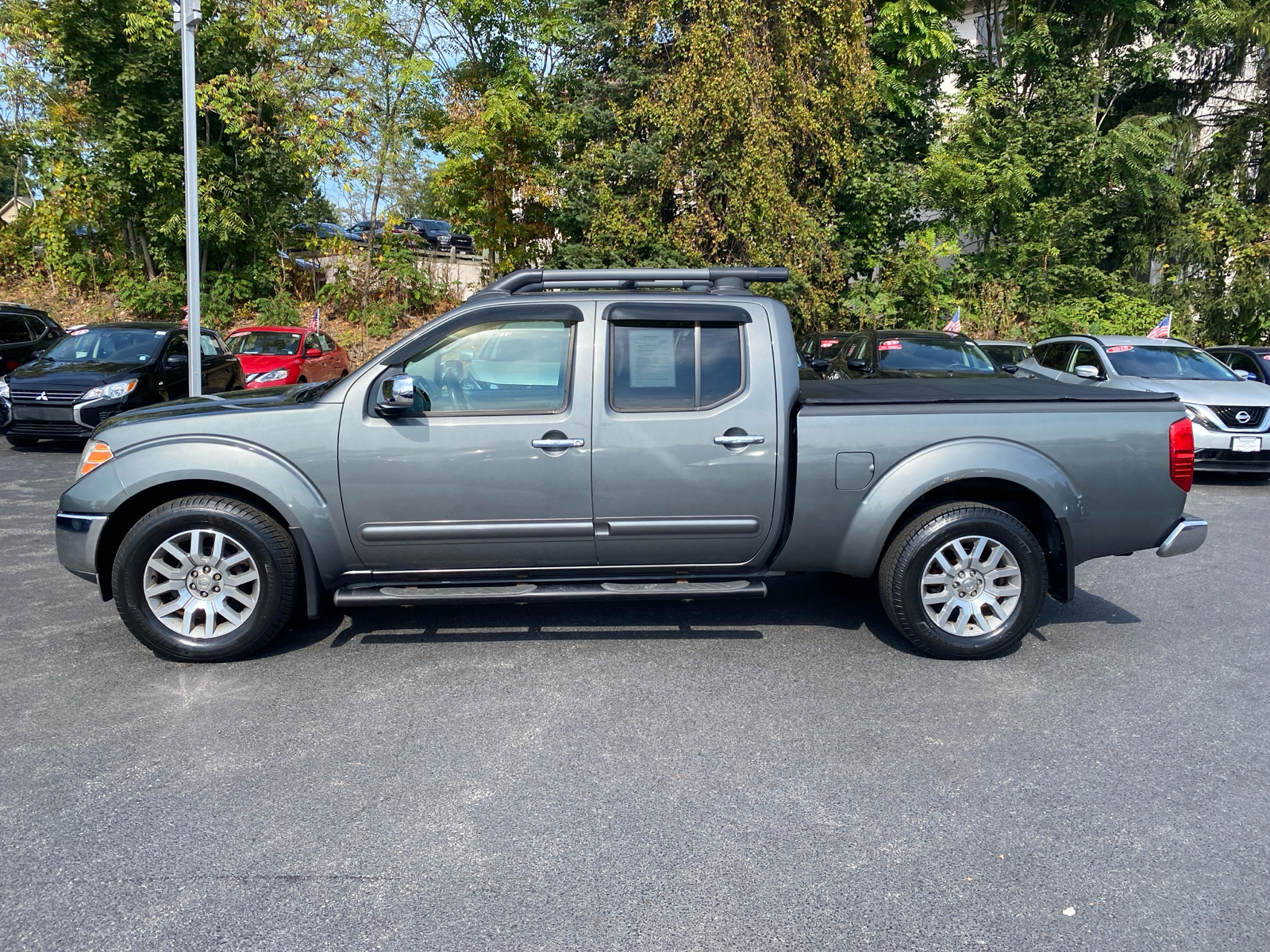 2009 Nissan Frontier LE 4