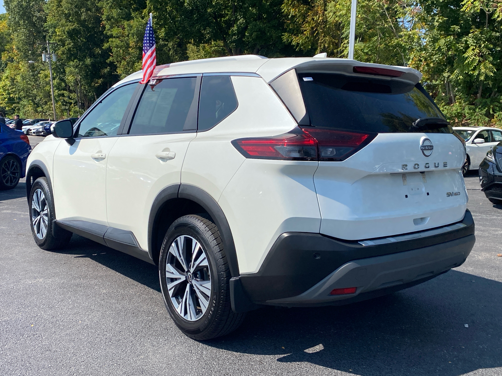 2022 Nissan Rogue SV 5