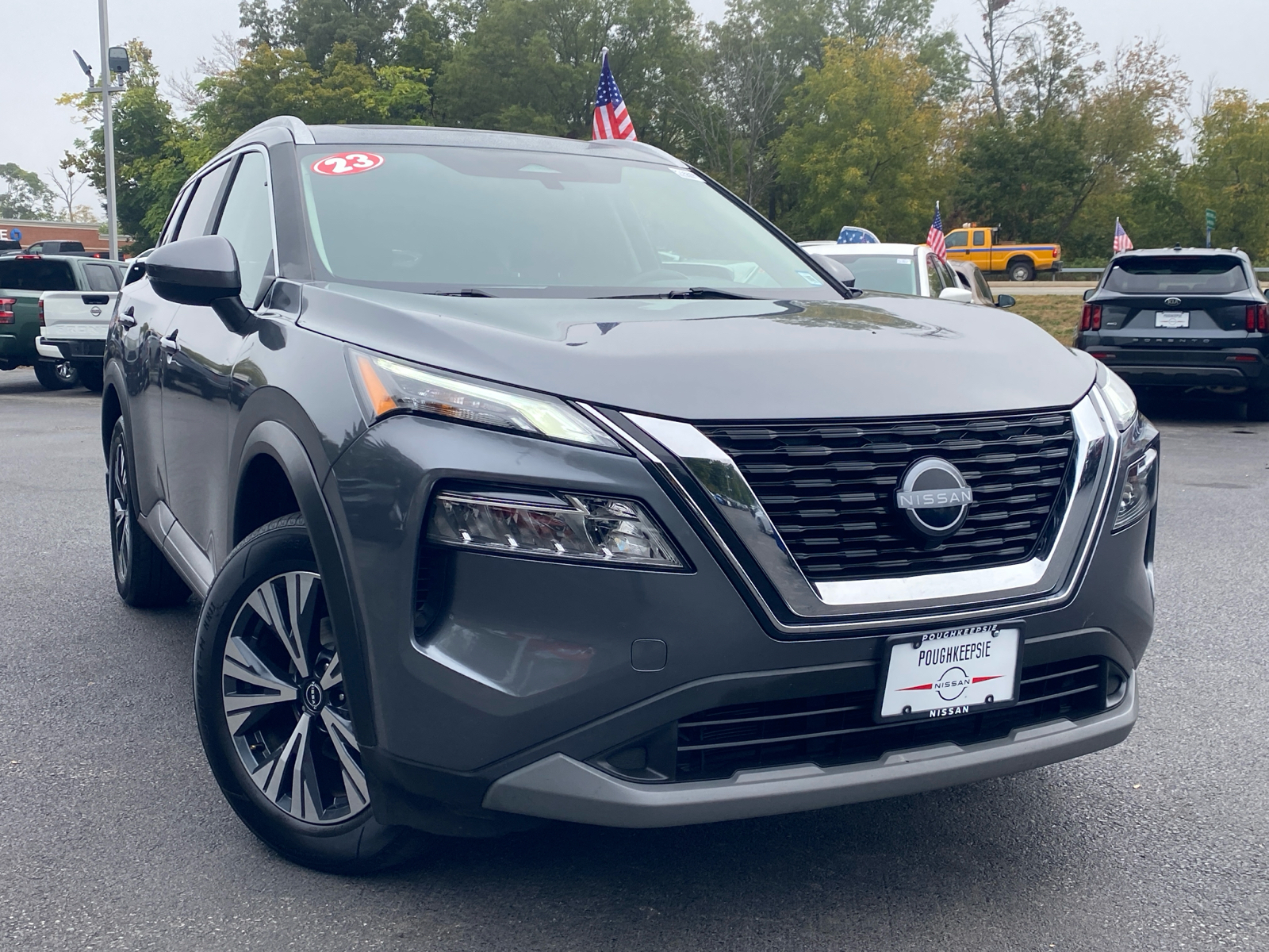 2023 Nissan Rogue SV 1