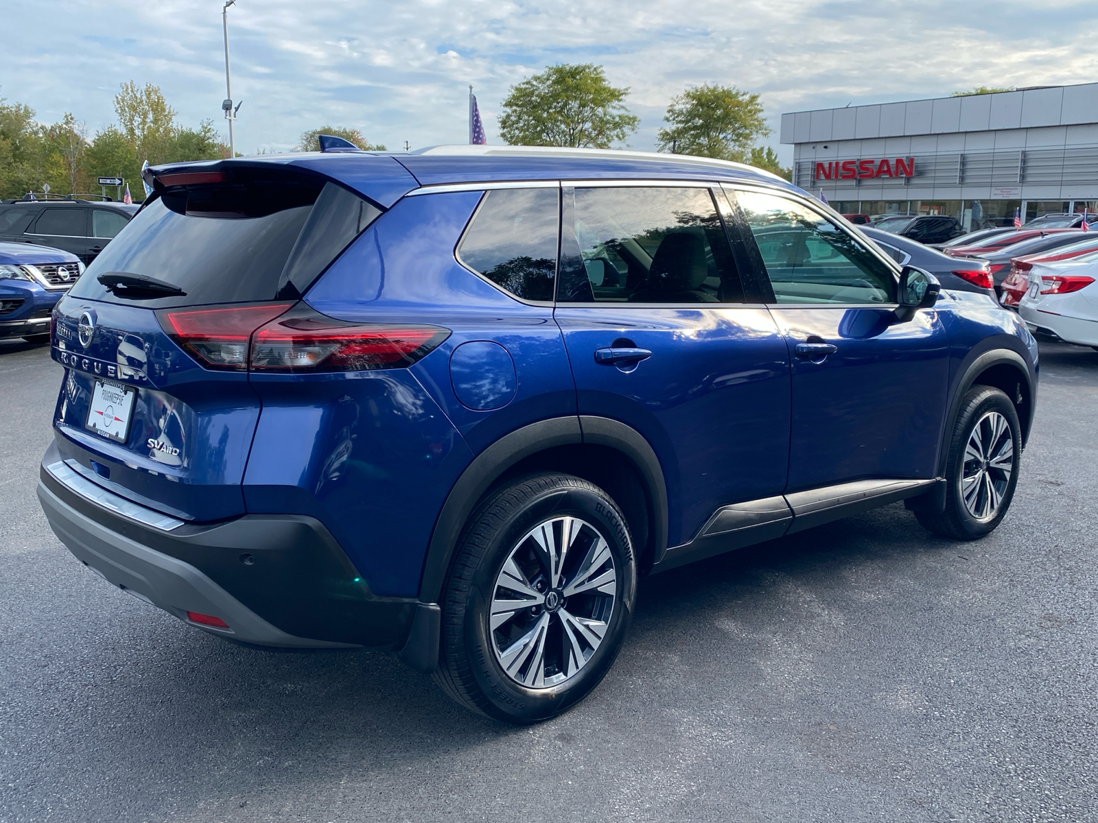 2021 Nissan Rogue SV 7