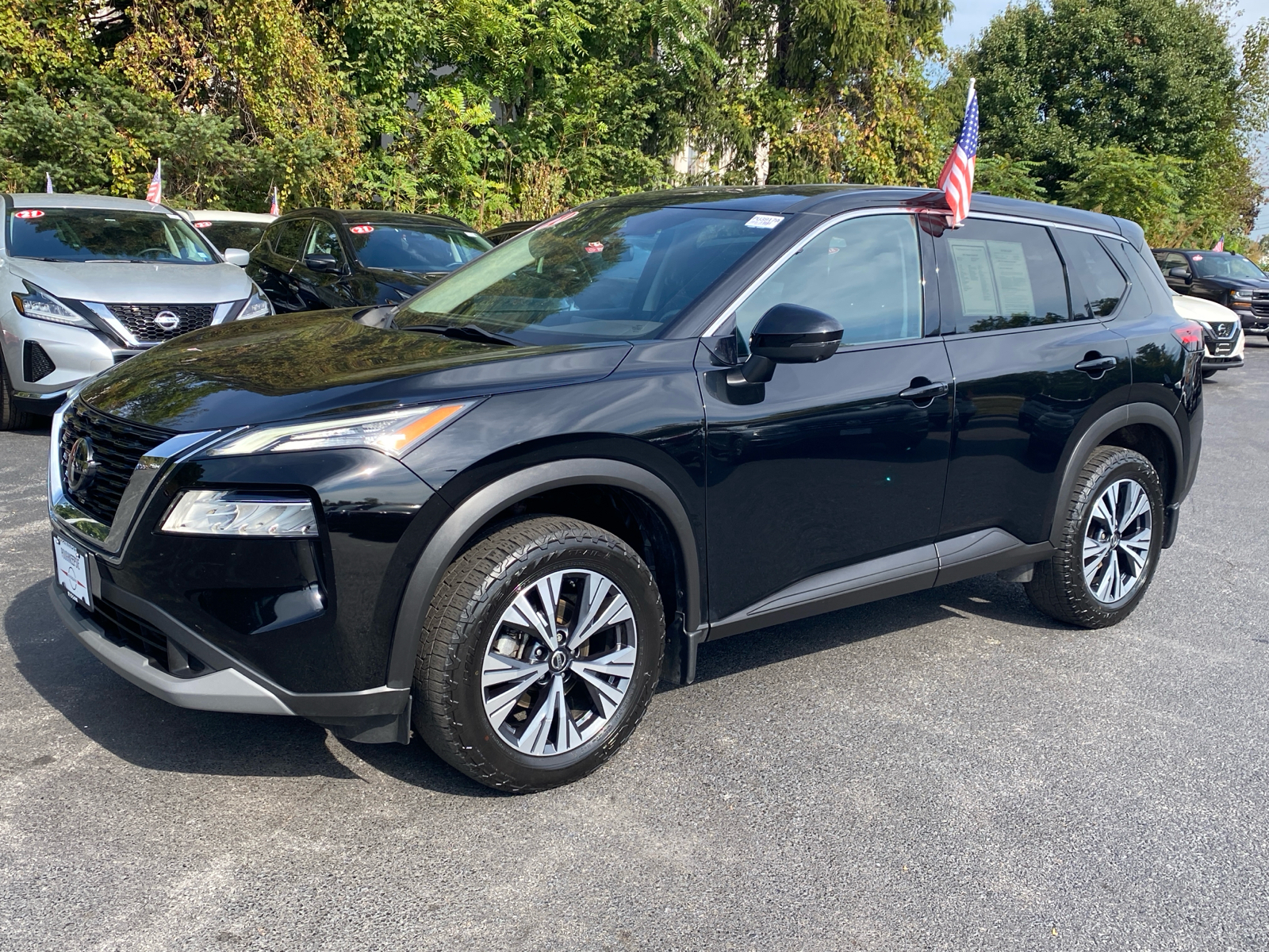 2021 Nissan Rogue SV 3