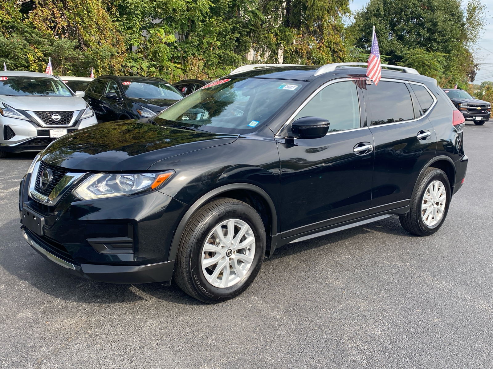 2018 Nissan Rogue SV 3