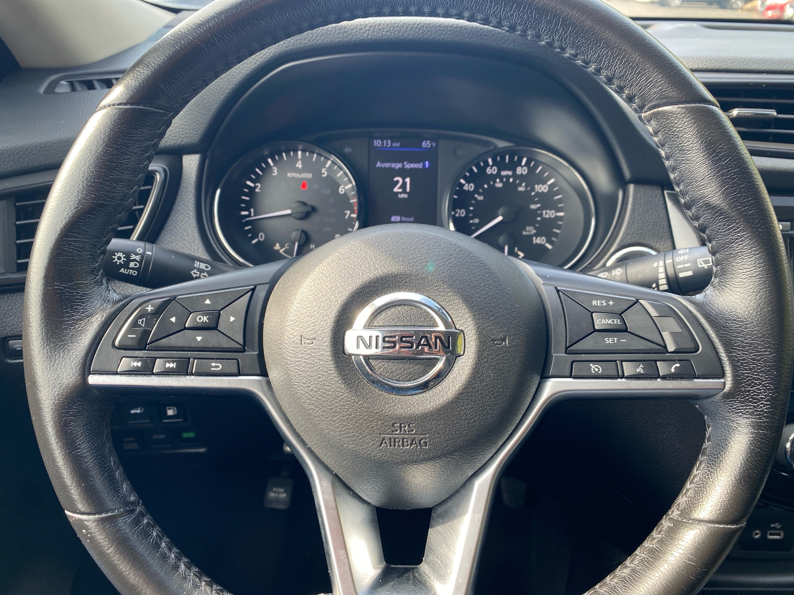 2018 Nissan Rogue SV 13