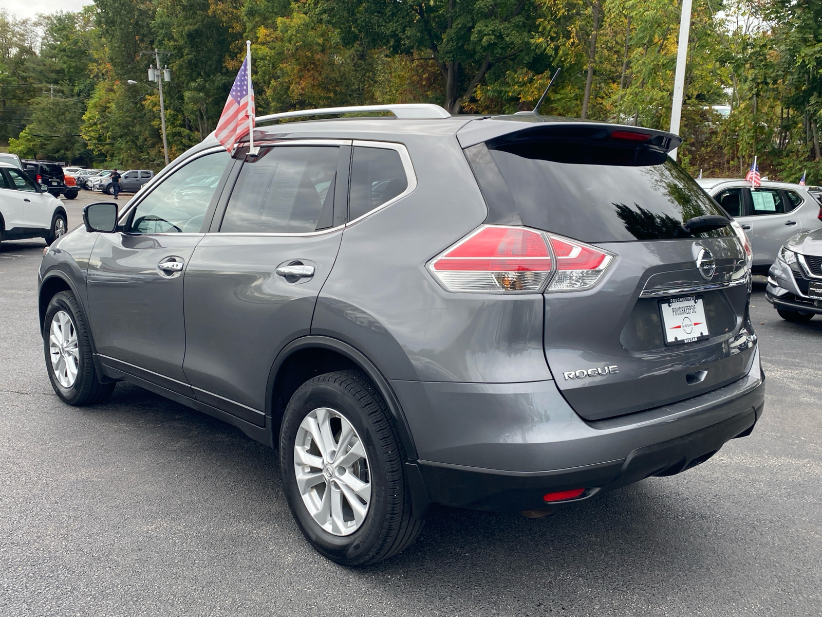 2016 Nissan Rogue SV 5