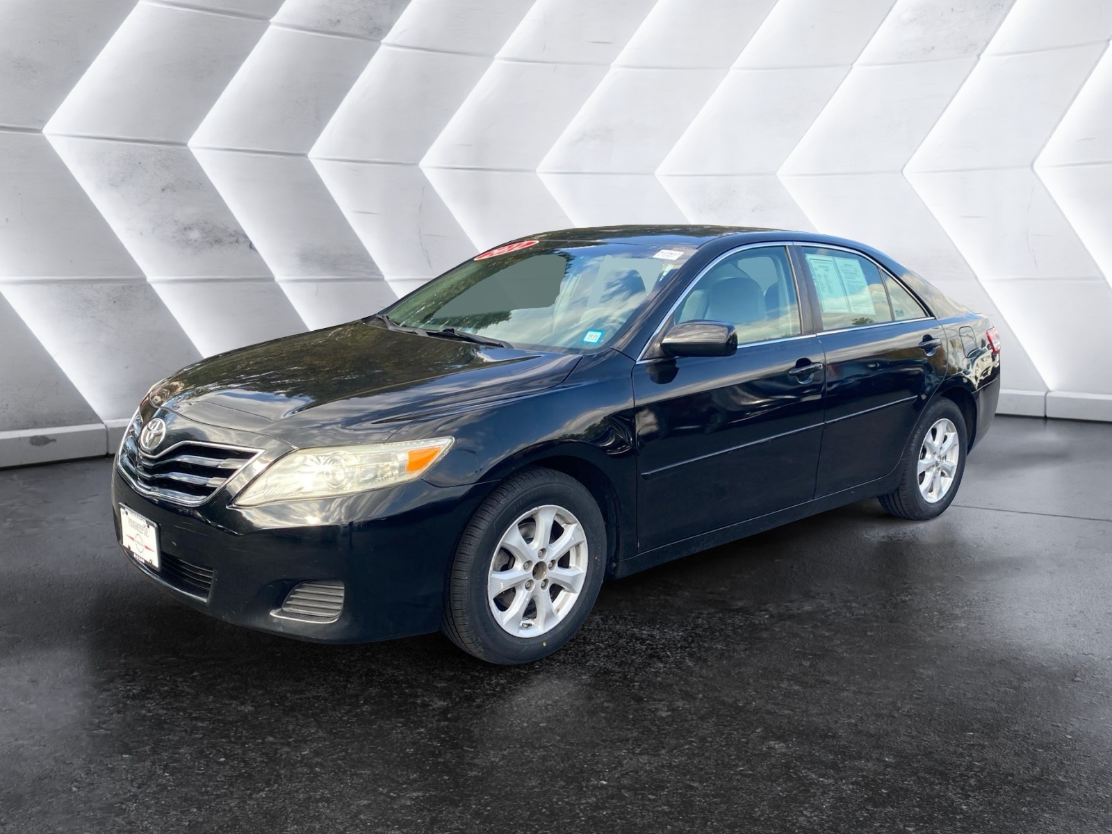 2011 Toyota Camry SE 3