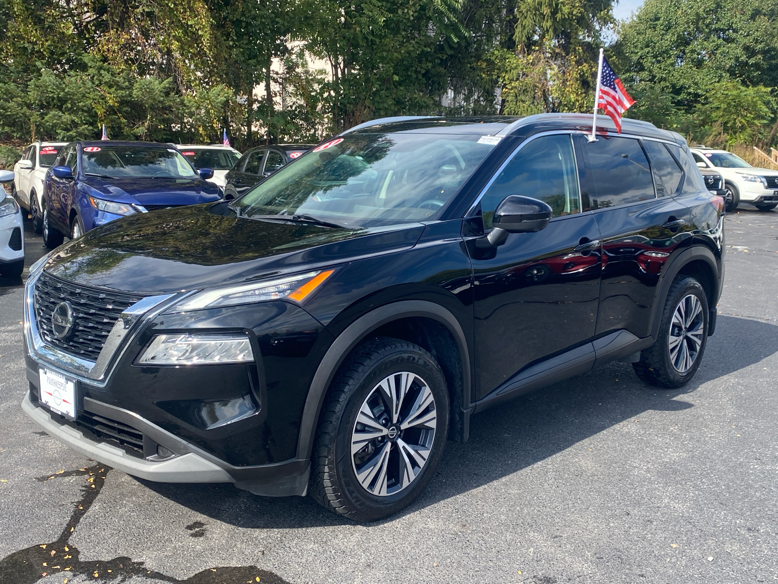 2021 Nissan Rogue SV 3