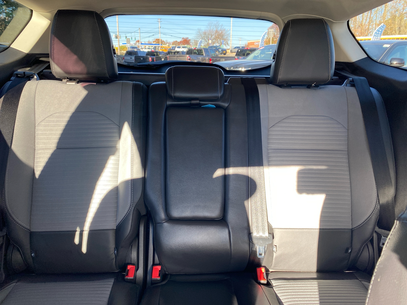 2019 Ford Escape SE 22