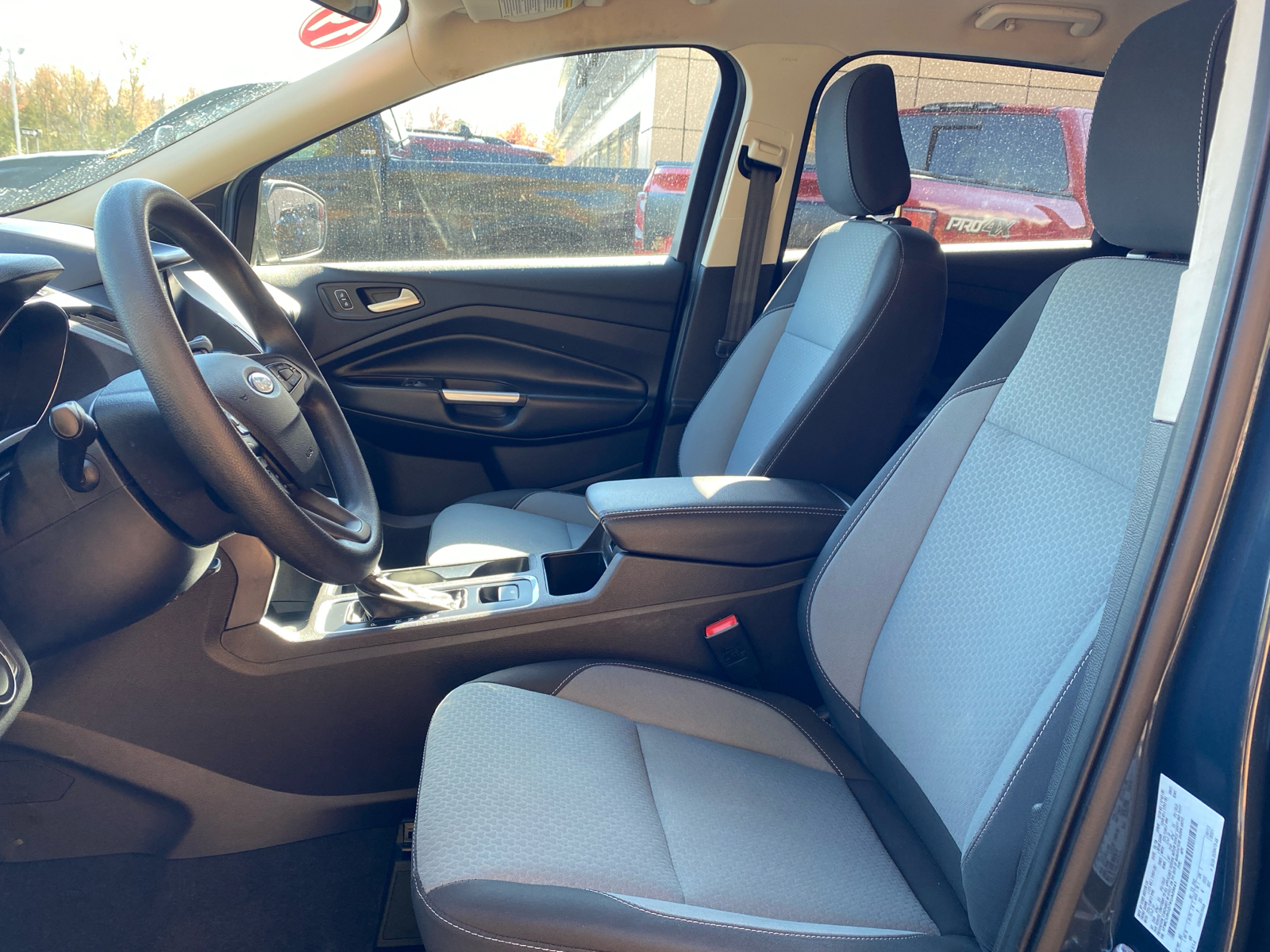 2019 Ford Escape SE 21