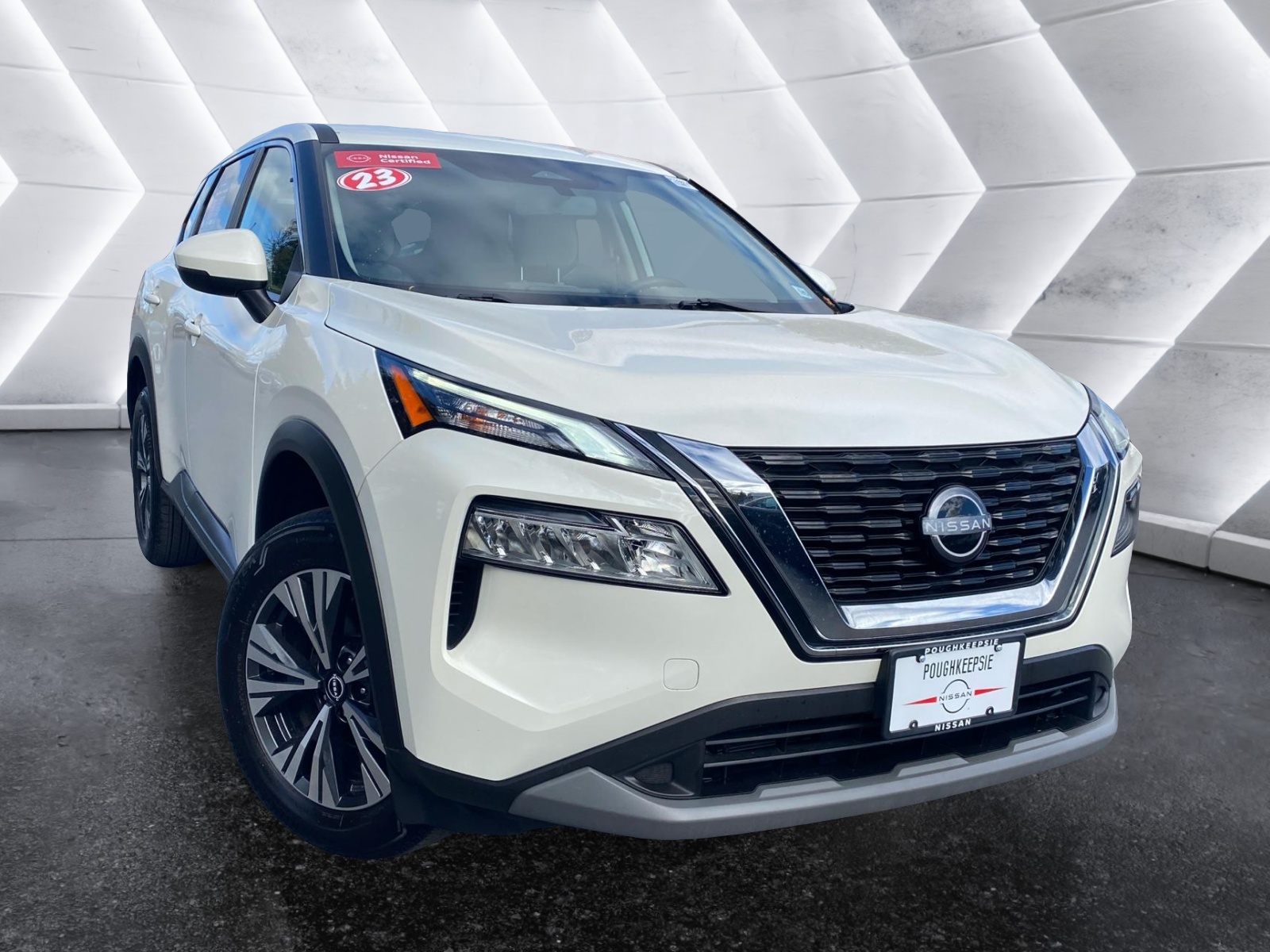 2023 Nissan Rogue SV 1