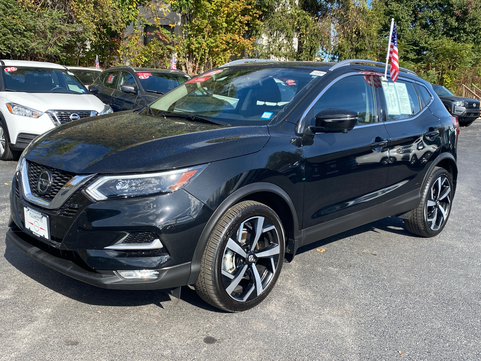 2022 Nissan Rogue Sport SL 3