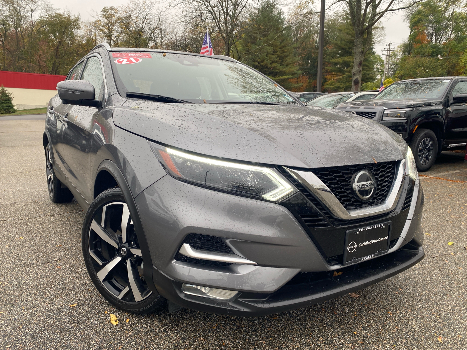 2021 Nissan Rogue Sport SL 1