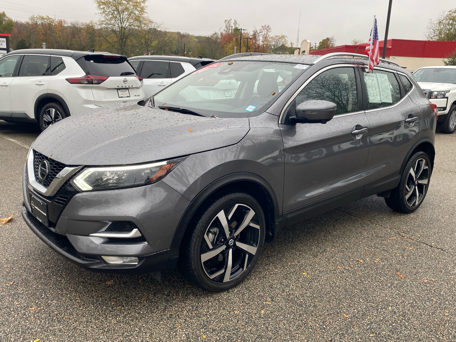 2021 Nissan Rogue Sport SL 3